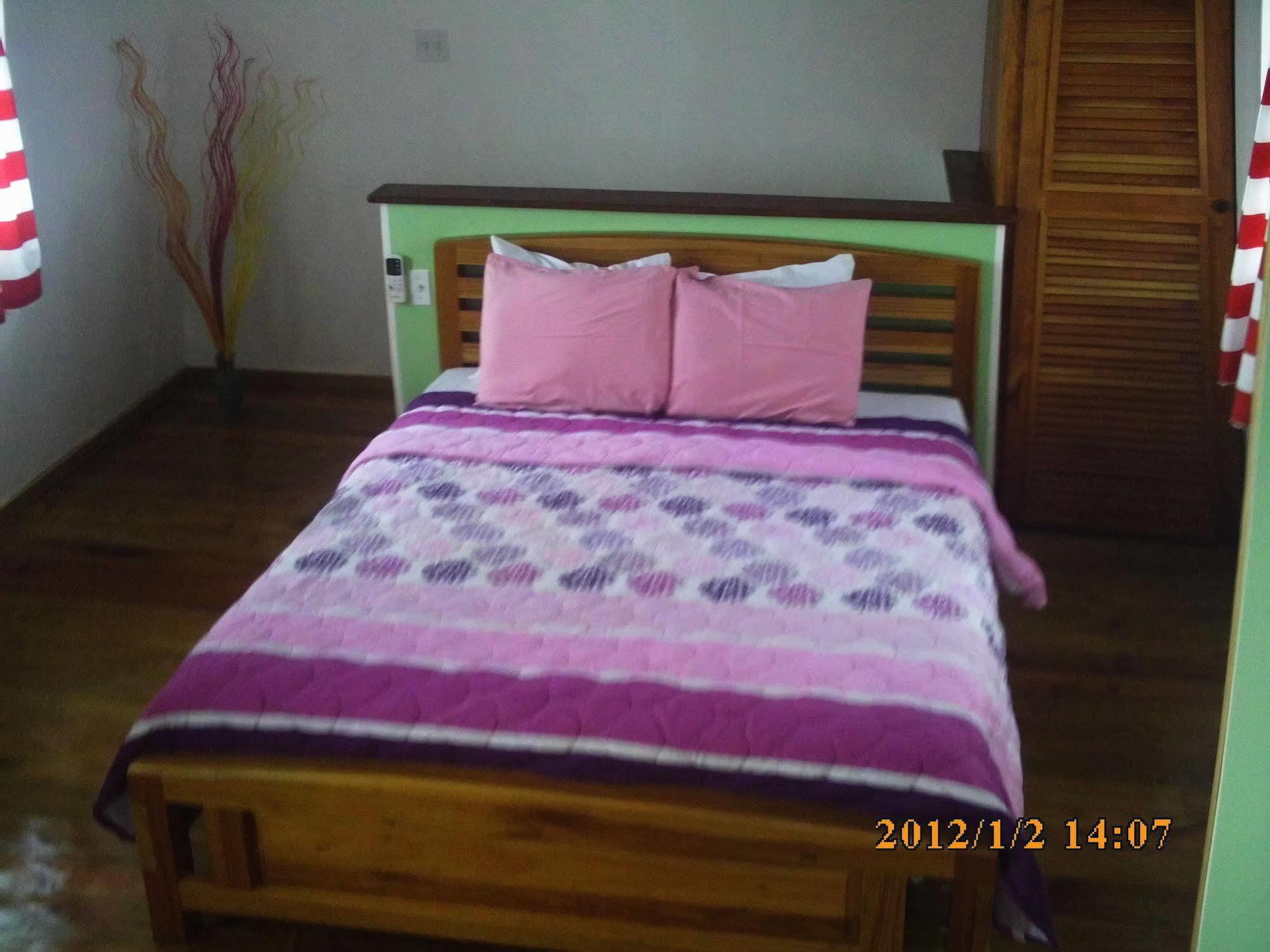 Faro Del Colibri Hotel Carenero ภายนอก รูปภาพ